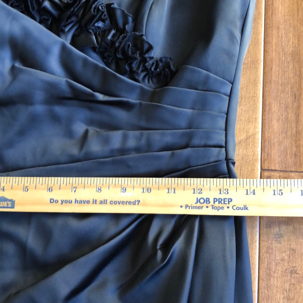 White House Black Market Strapless Satin Dress, 6 - Picture 4 of 6